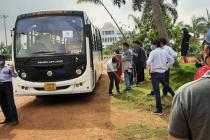 Students of First Year B.Tech and Dual Degree programme arriving at the IIT Bhubaneswar Campus